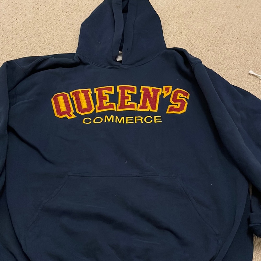 Worn queens commerce sweatshirt